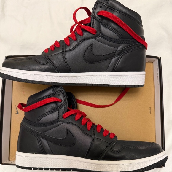 Nike air Jordan high tops - Picture 2 of 5